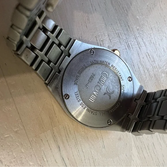CARLOVAN watch - Sapphire Crystal Mother of Pearl - EUC